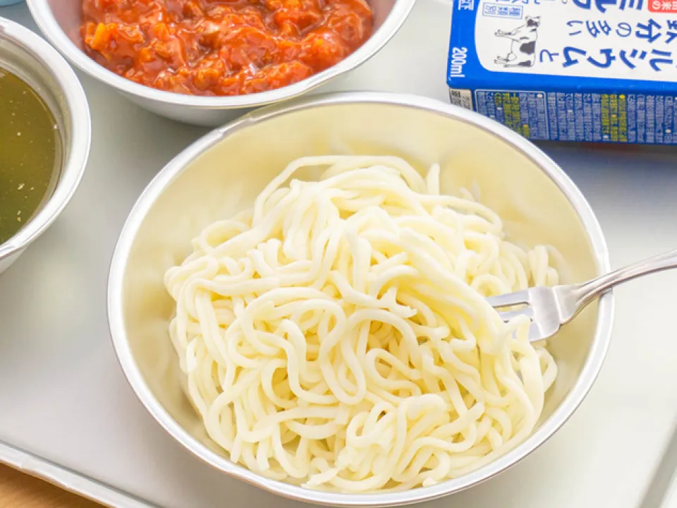 ナカヤマフーズでお取り寄せできる学校給食 ソフト麺 100g×5食セット